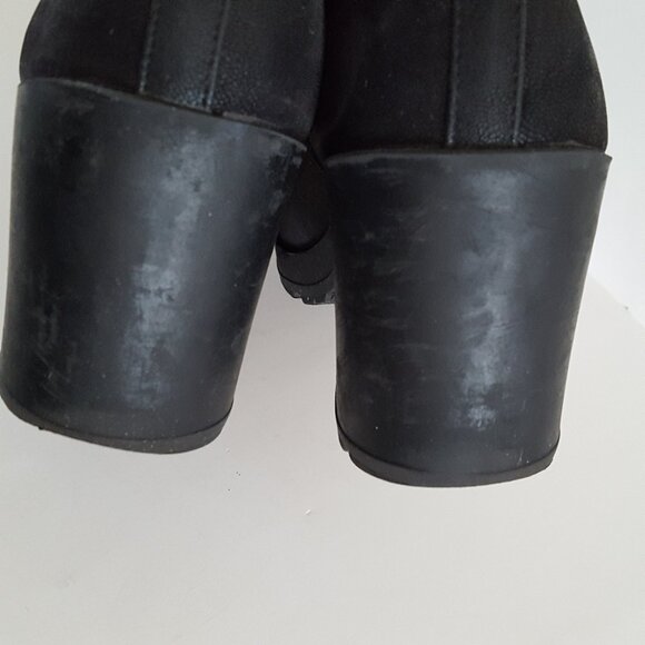Chunky Heel Platform Bootie 3" Heel  *PLS READ* - Picture 3 of 16